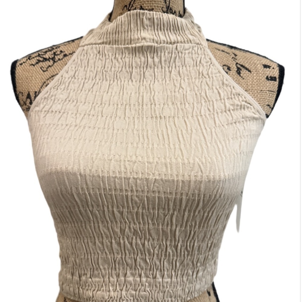 Workout Halter Top - Picture 3 of 6